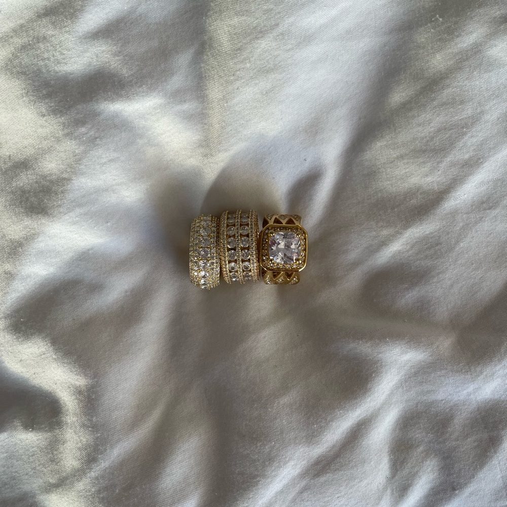 gold diamond rings (3)
